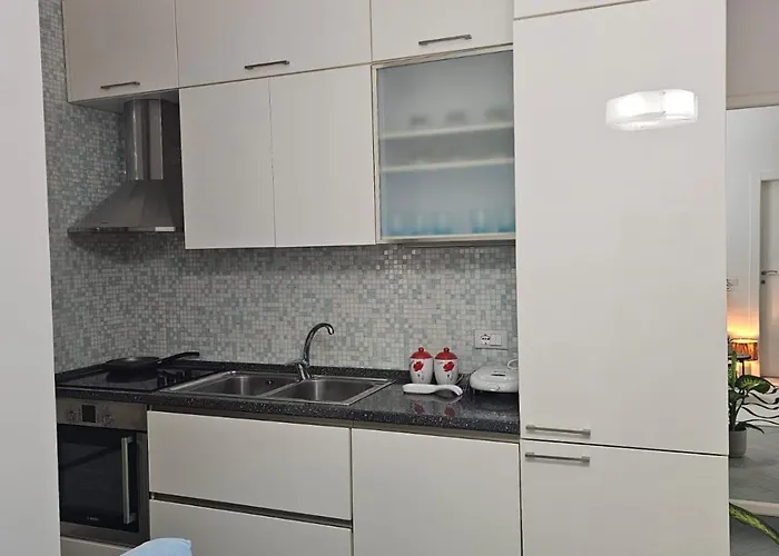 Main Blloku 1 * Tirana